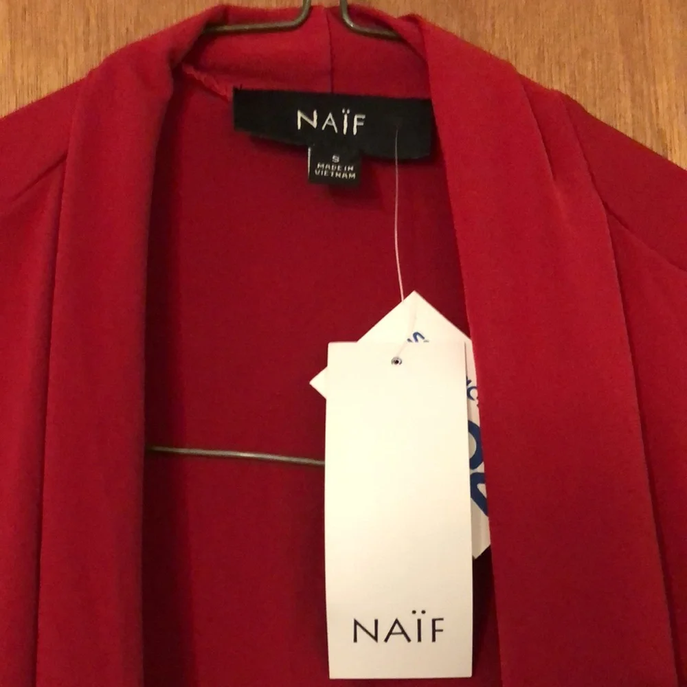 Top - Picture 3 of 6